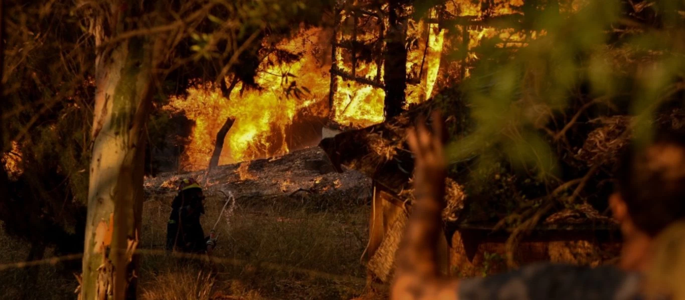 Φωτιά στην Αχαΐα: Δείτε από ψηλά το μέγεθος της καταστροφής (φώτο)